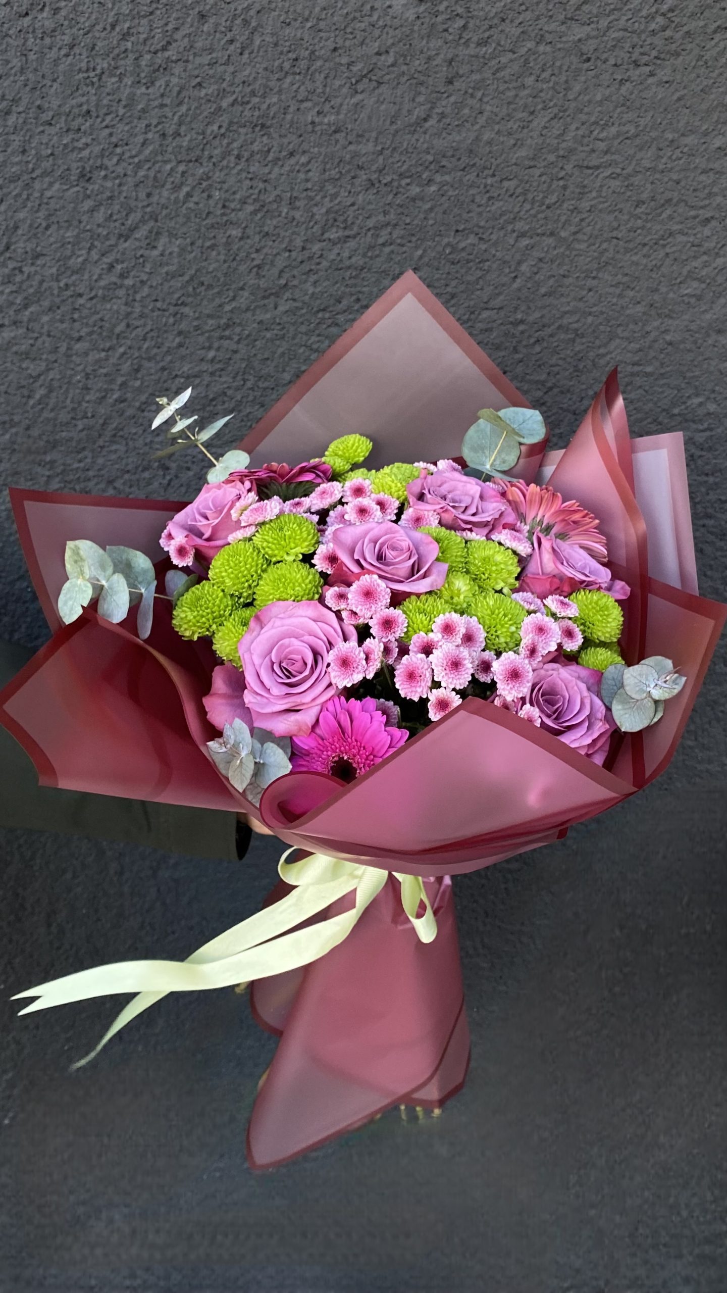 Krizantem ve Hollanda Gülleri Buketi