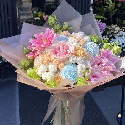 Anastasya, Krizantem ve Lilyum Buketi