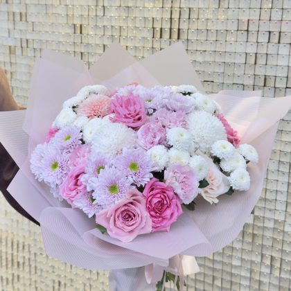 Pembe Güller, Anastasyalar ve Krizantemler (Clove Flowers Tarzı)