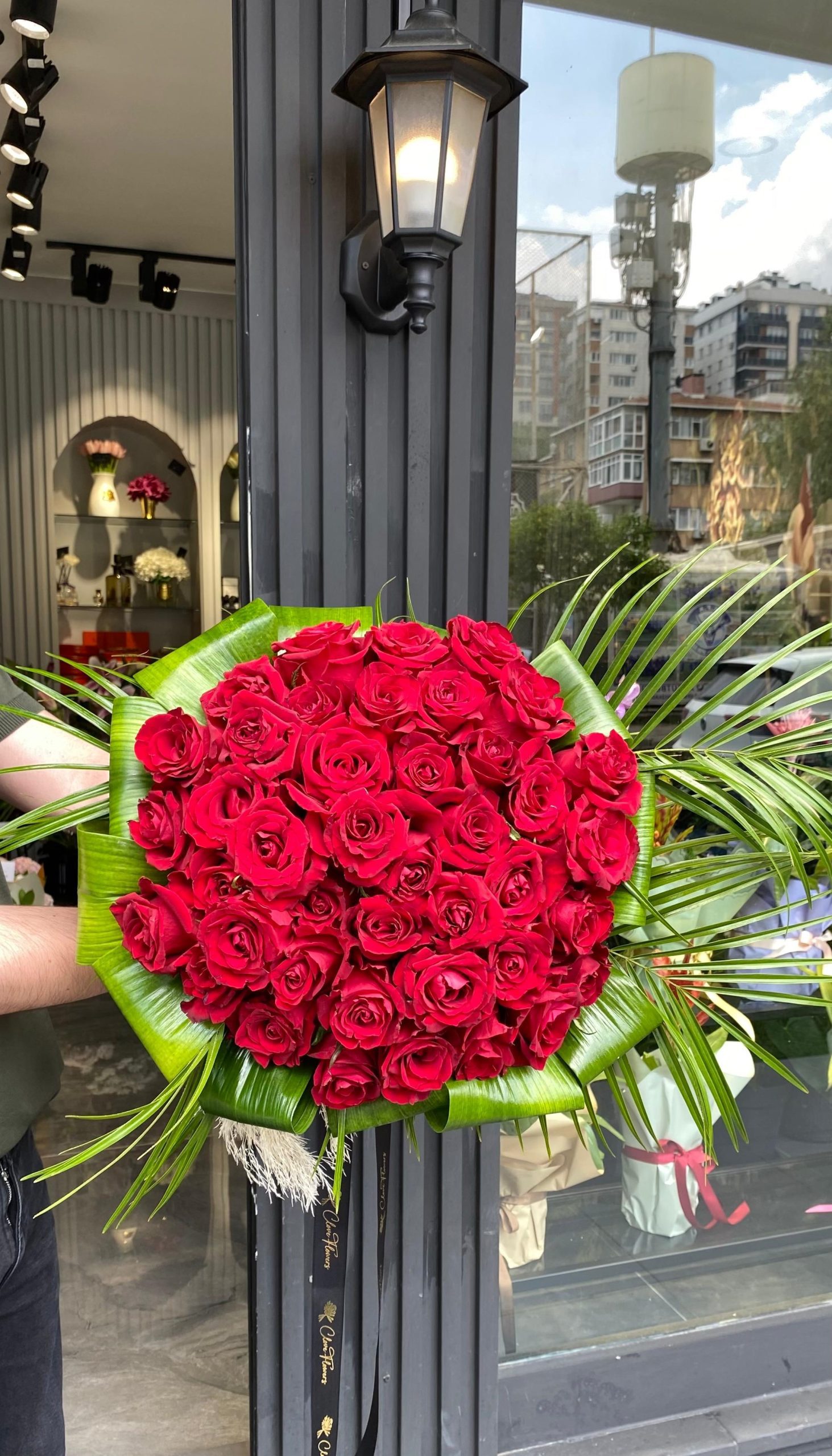 A Kalite Premium Ekvator Kırmızı Gülleri (41 adet)